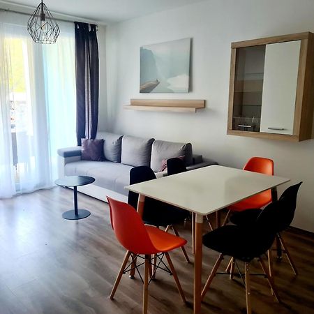 Lelle Riviera Apartment บาลาตอนแลลเล ภายนอก รูปภาพ
