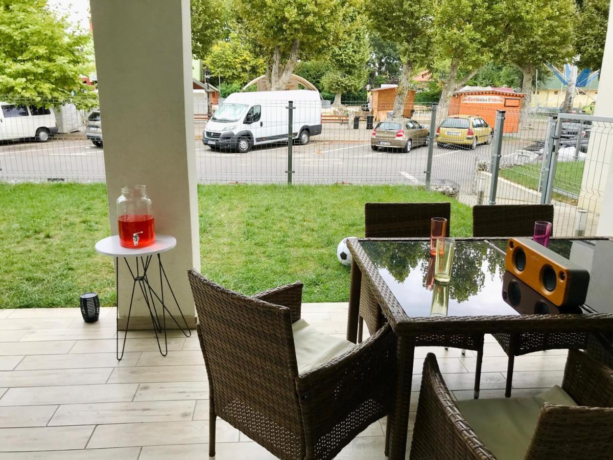 Lelle Riviera Apartment บาลาตอนแลลเล ภายนอก รูปภาพ