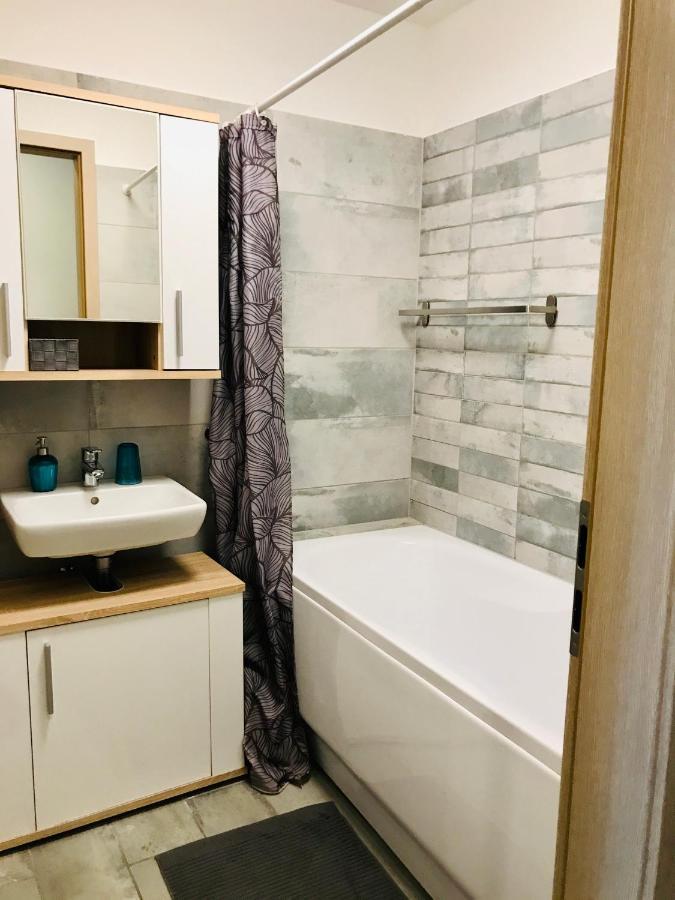 Lelle Riviera Apartment บาลาตอนแลลเล ภายนอก รูปภาพ