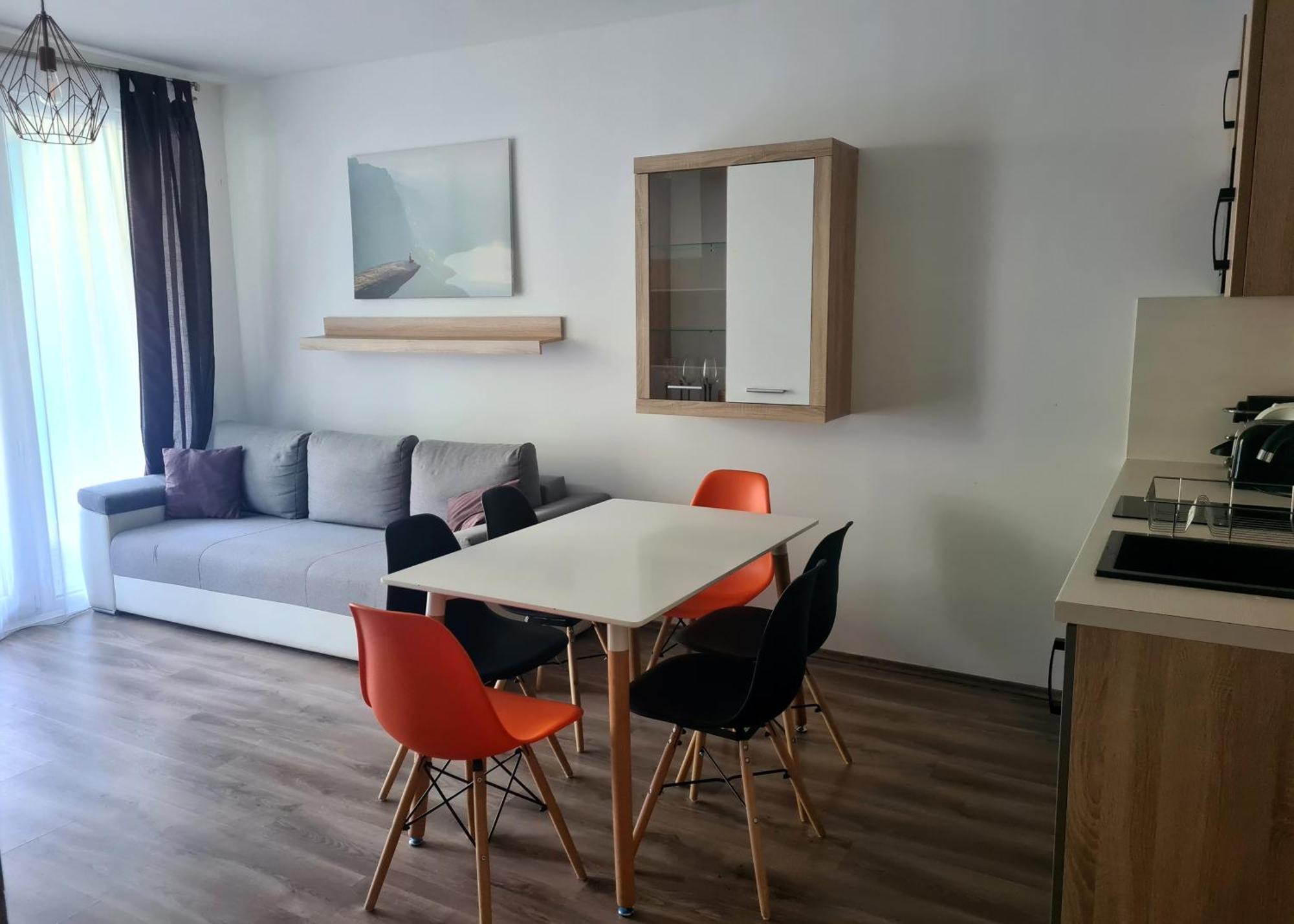Lelle Riviera Apartment บาลาตอนแลลเล ภายนอก รูปภาพ